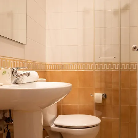 Amona Teresa Gæstehus 2*